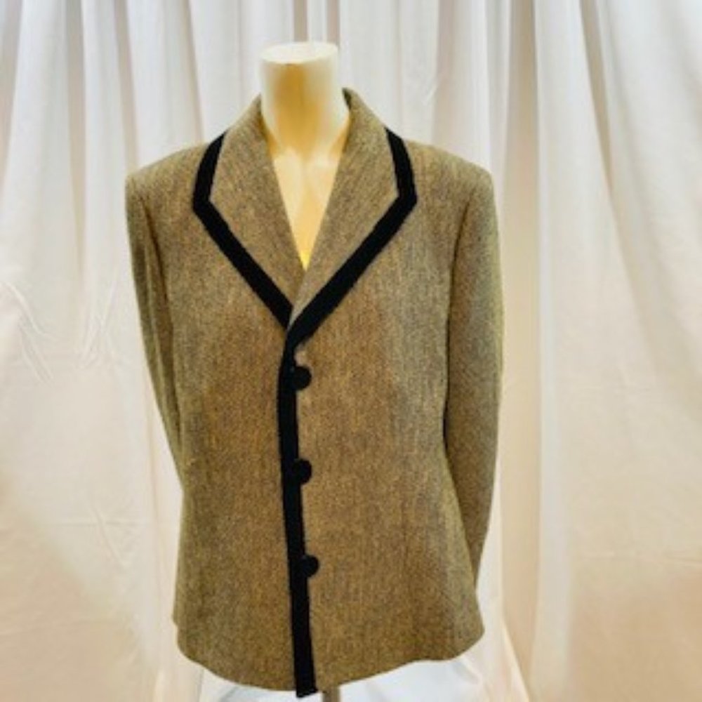Kasper Skirt Suit